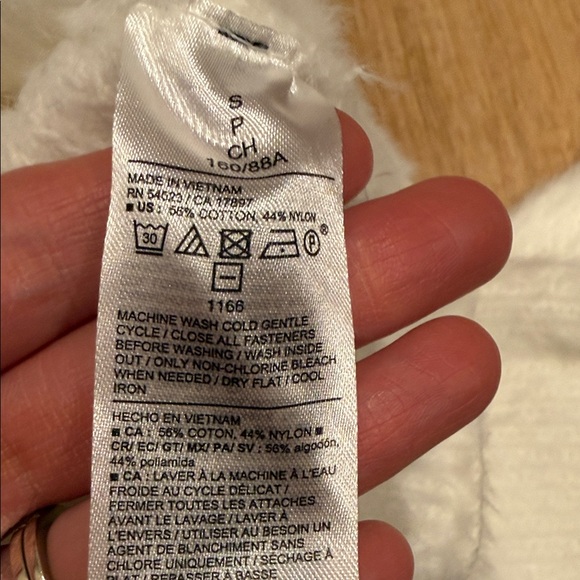 Old Navy White Women's Sweater - Picture 5 of 5